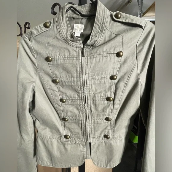 LC Lauren Conrad Gray Utility Jacket with Structured Silhouette - Picture 3 of 8
